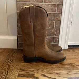 Men's cowboy boots Size 9 wide